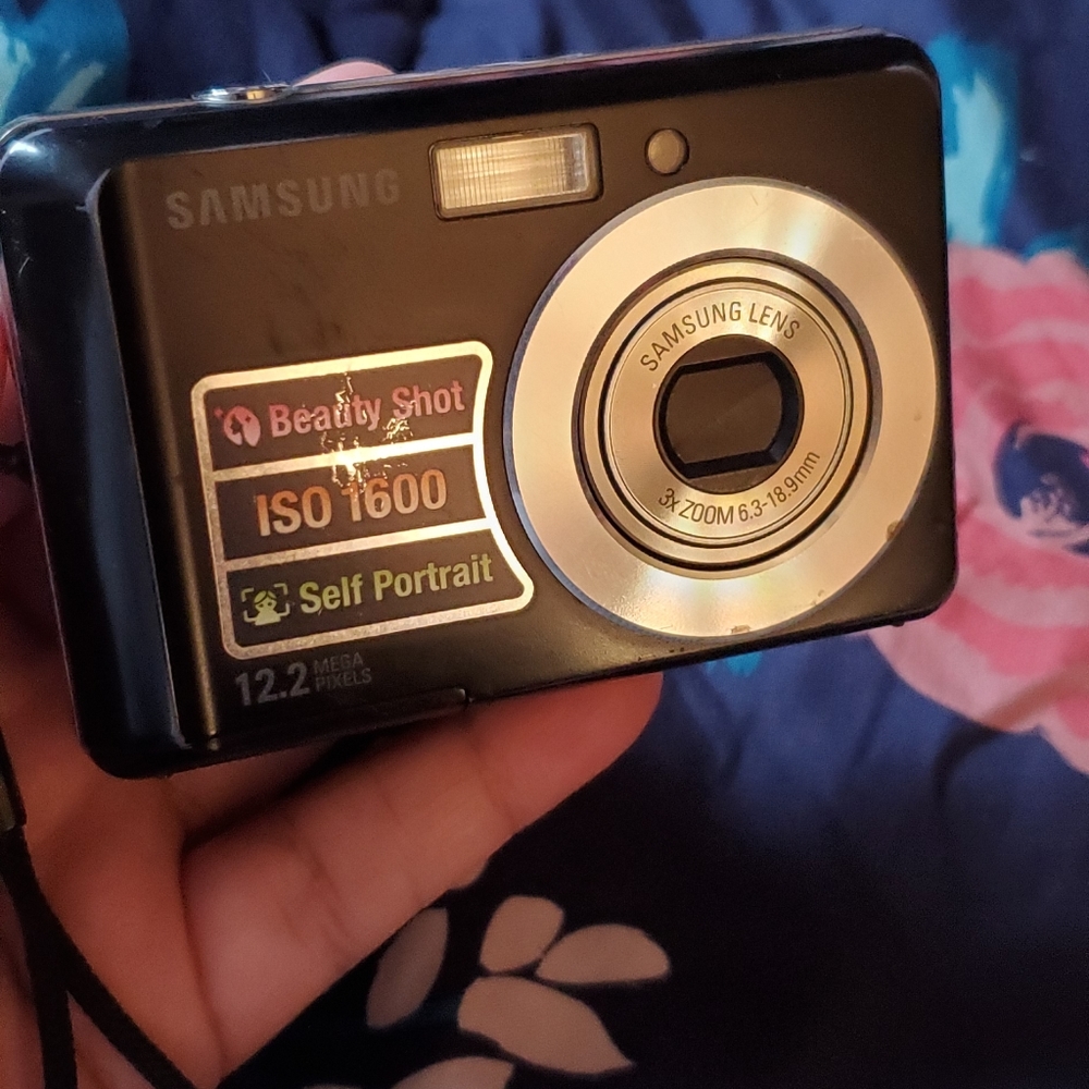 Samsung digital camera